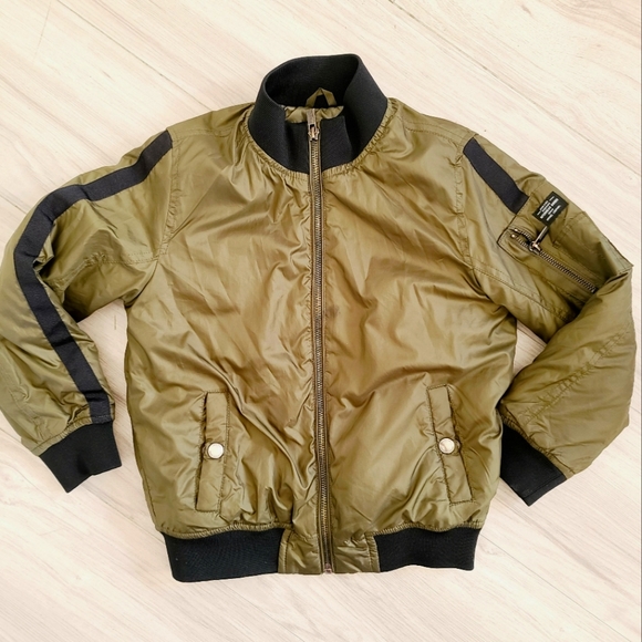 Zara Other - Zara Kids Olive Green Boys size 7